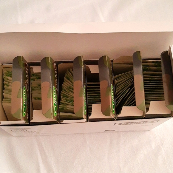 Curad Camp Camo Adhesive Bandages 12 pack (25 Count each) - Picture 7 of 11